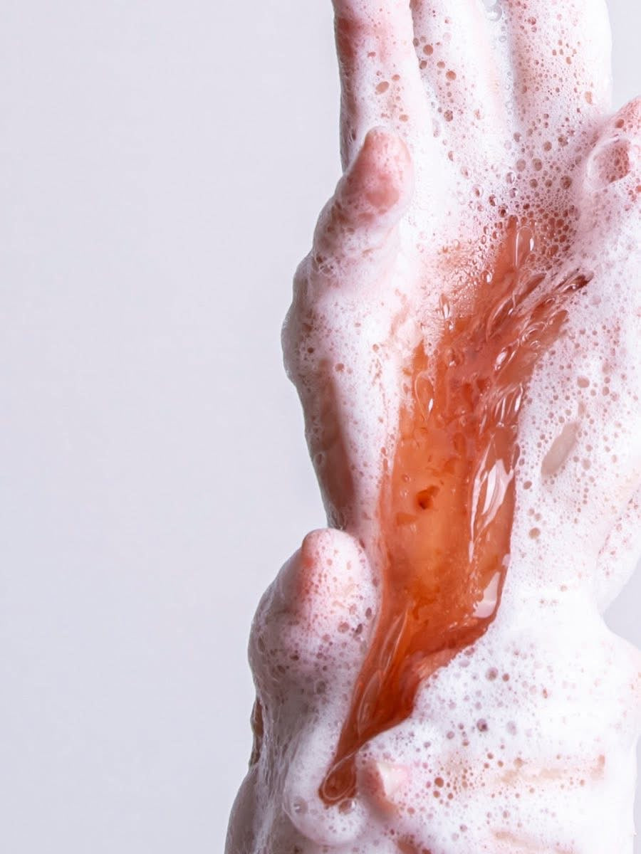 WEILAIYA - GRAND ROSE EXTRACTS WHITENING & NIACINAMIDE SHOWER GEL (450ml) image 5