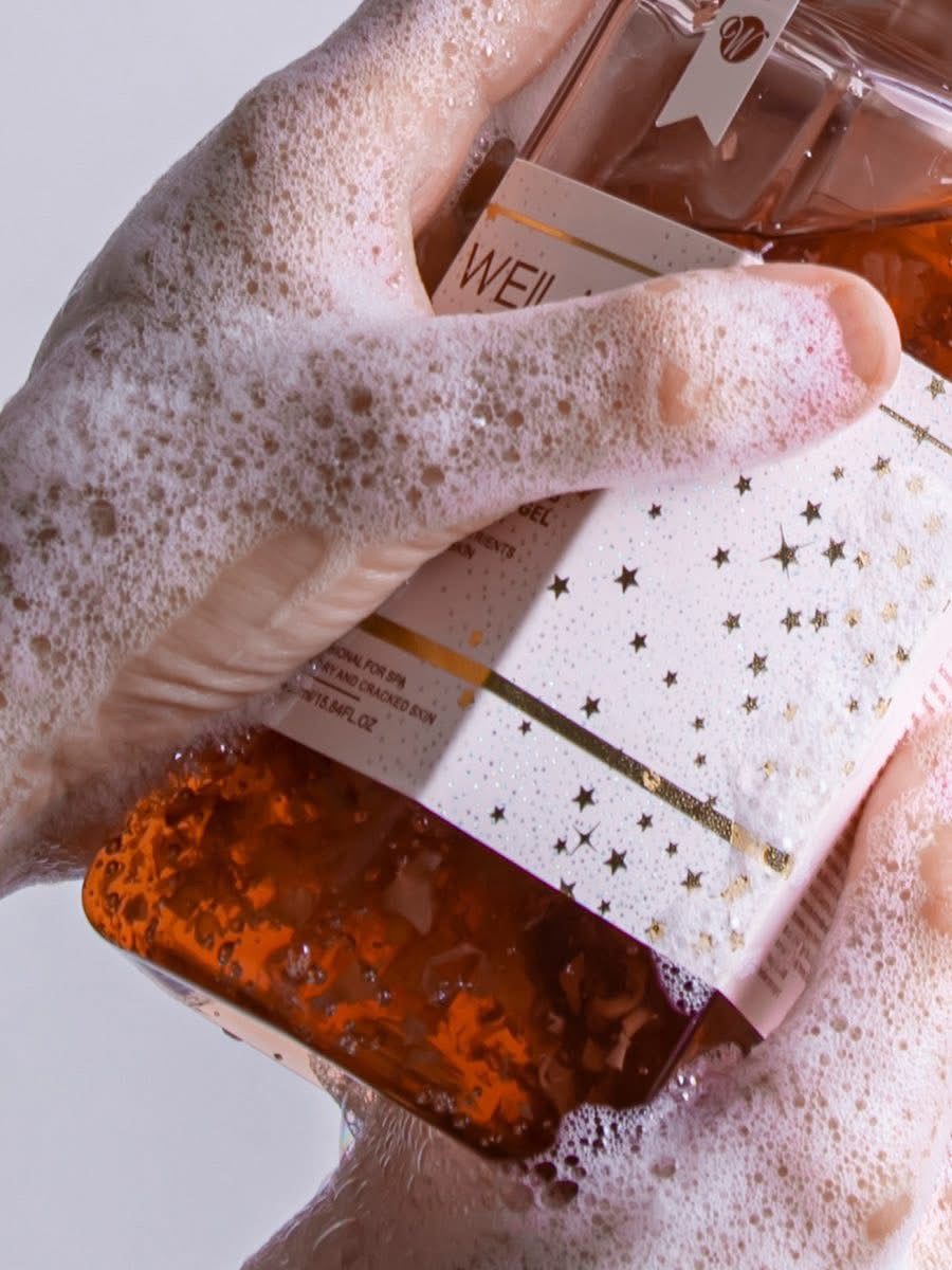 WEILAIYA - GRAND ROSE EXTRACTS WHITENING & NIACINAMIDE SHOWER GEL (450ml) image 3